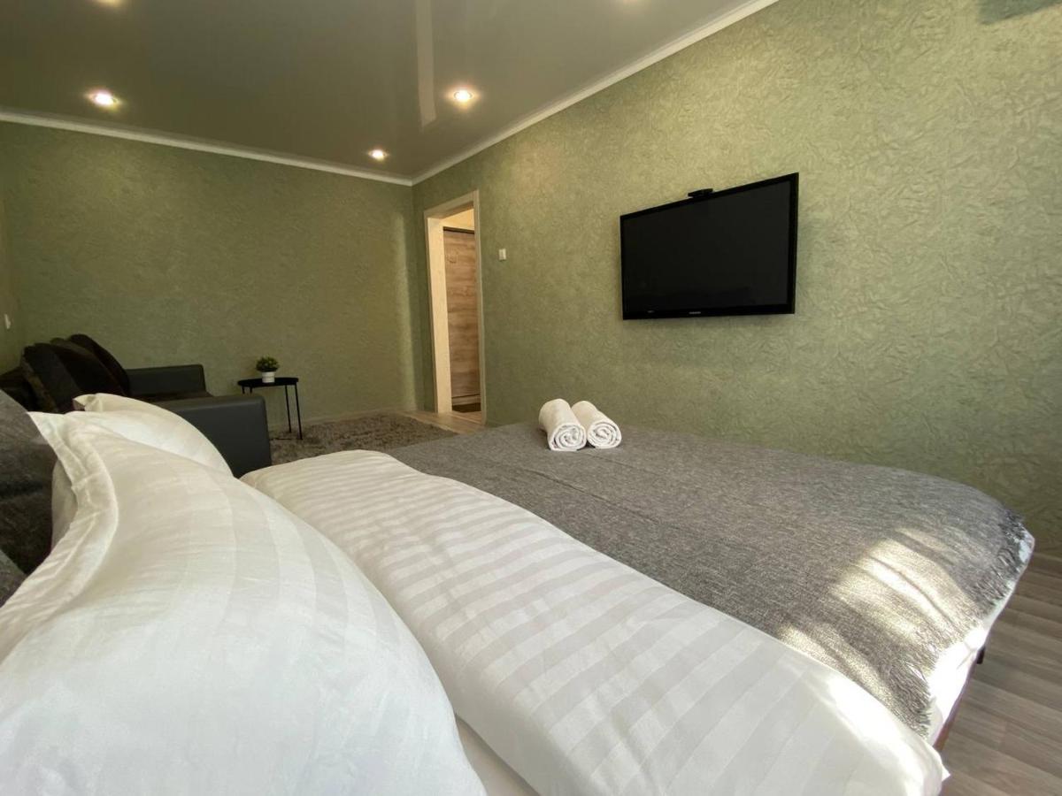 Seafront apartment Pawlodar Exterior foto